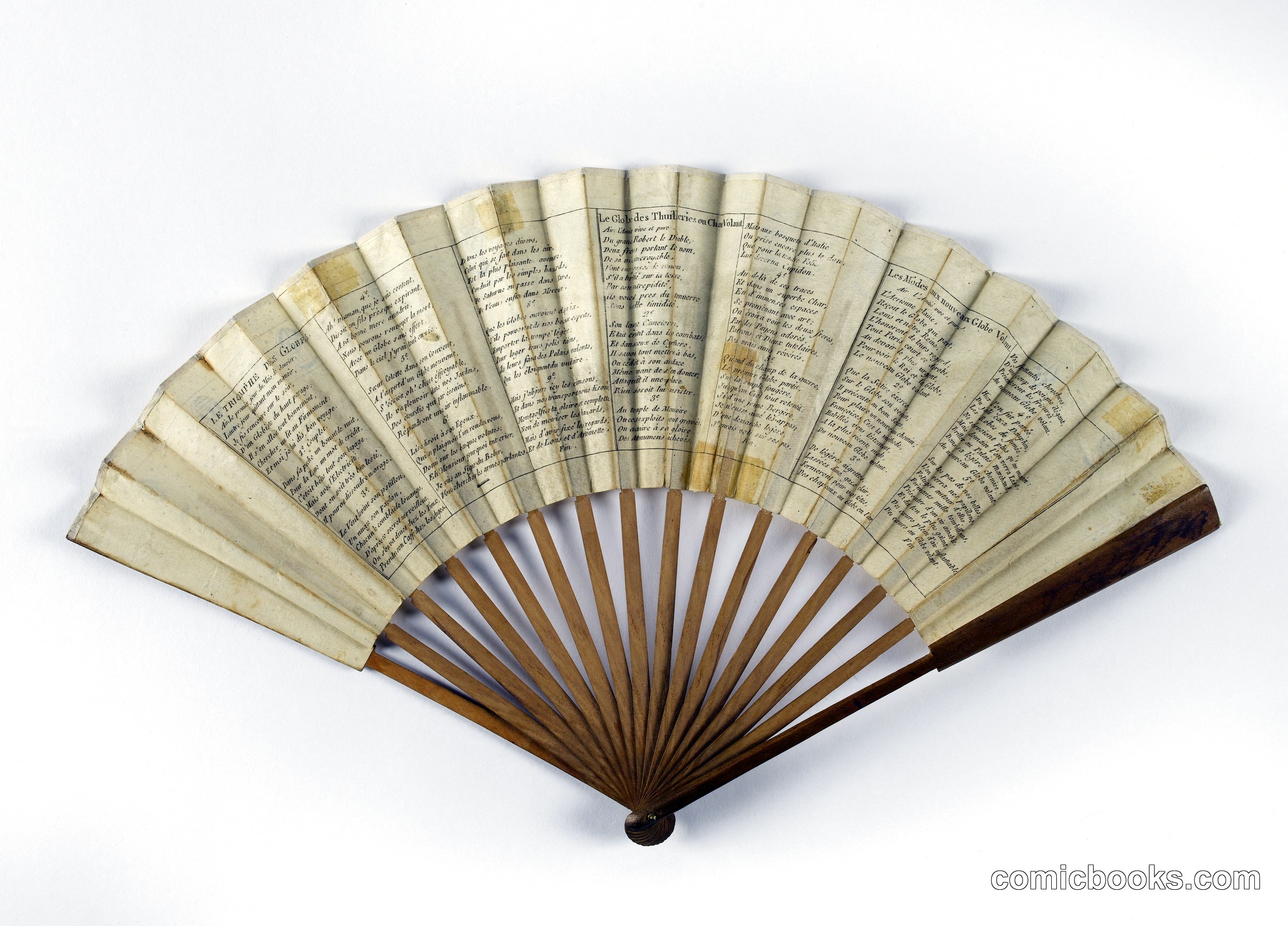 Eventail plié (Folded Fan)