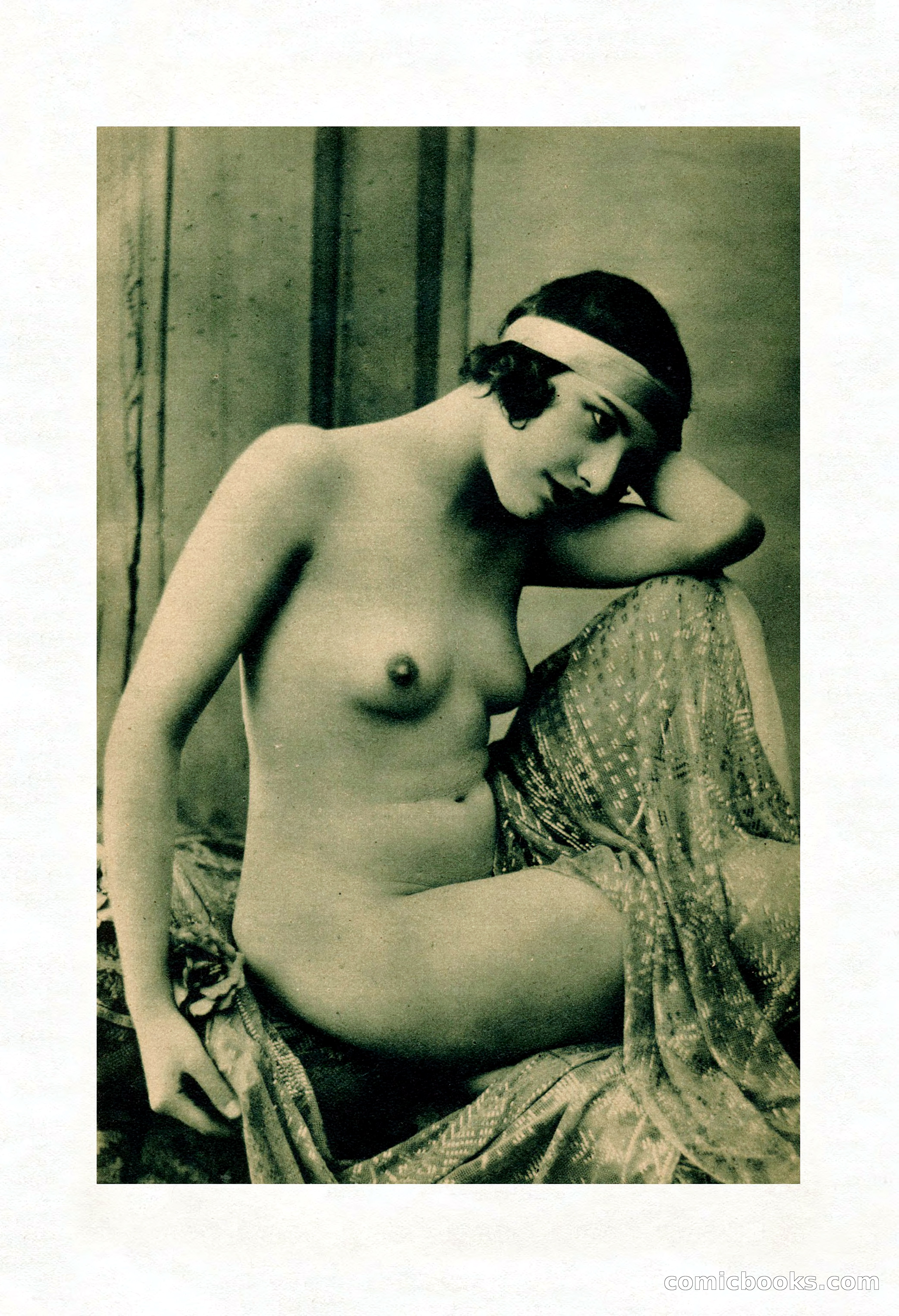 La Paree Stories, August 1936 — page 34 of 68
