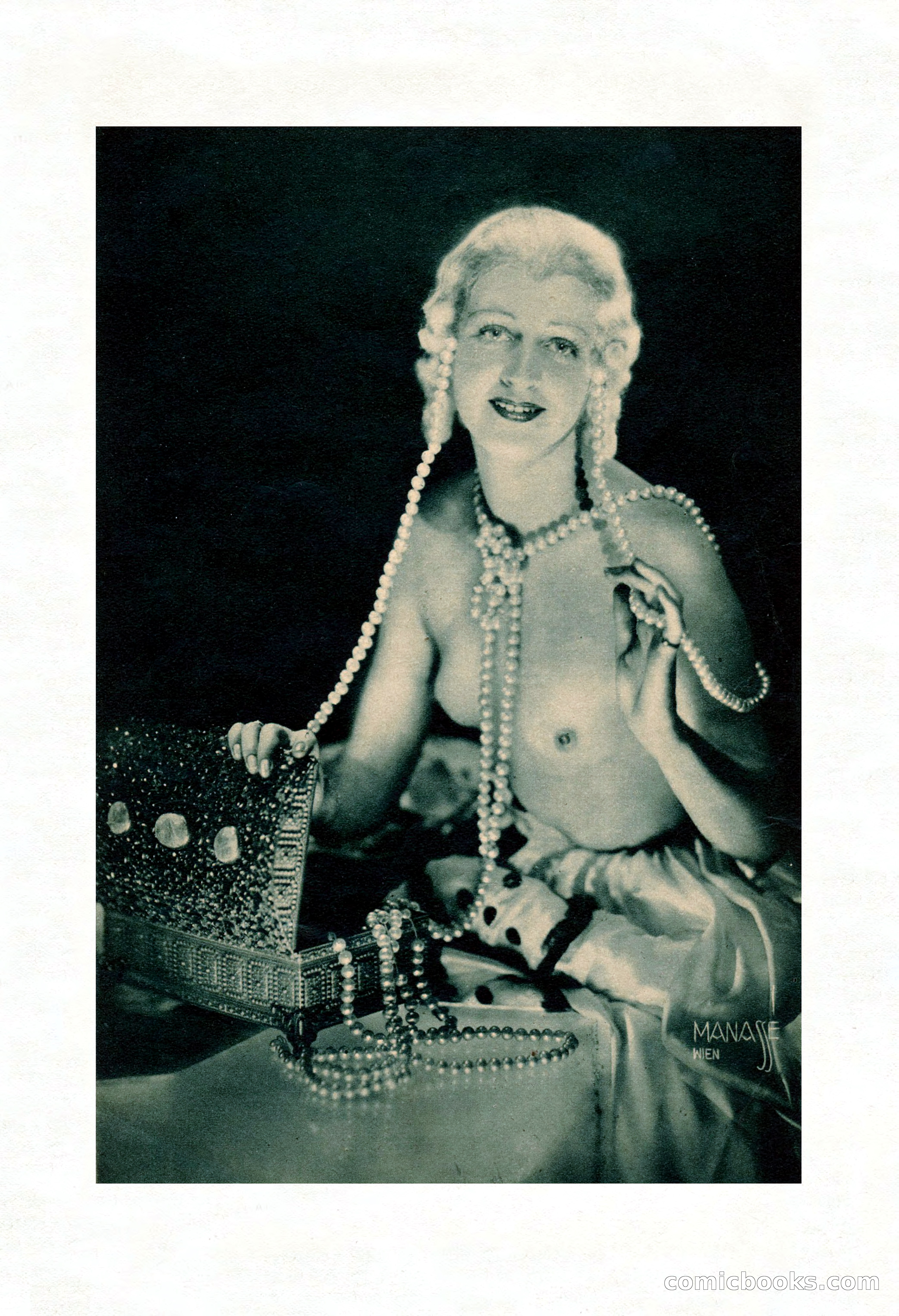 La Paree Stories, August 1936 — page 39 of 68